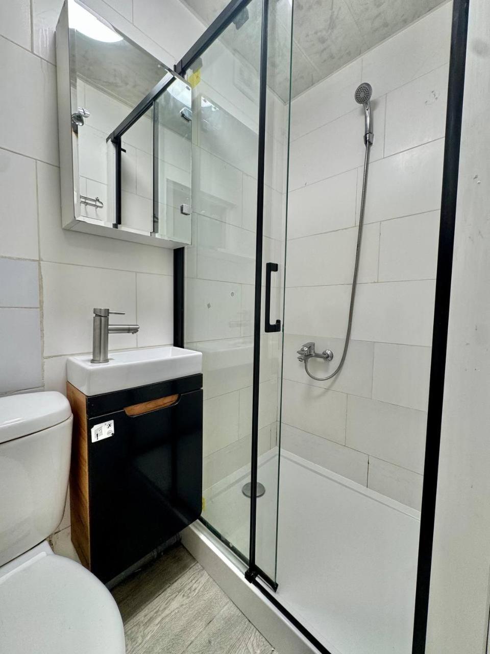 Apartments Osokorky House Киев Экстерьер фото